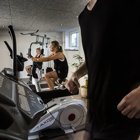 菲尔斯考酒店 3* 格林斯泰兹