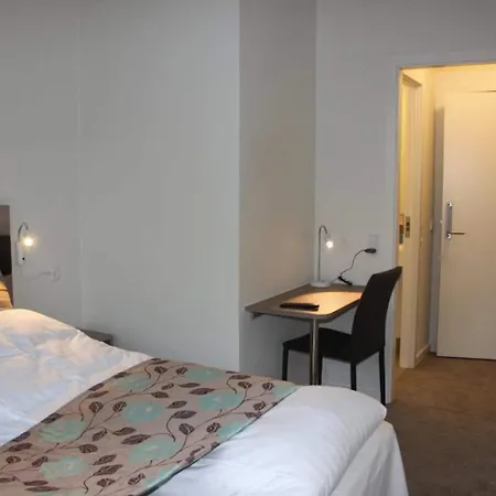 菲尔斯考酒店 3* 格林斯泰兹